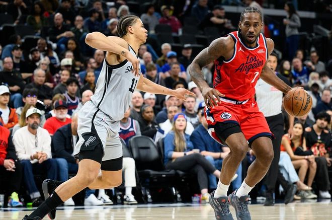 快船主场惨败马刺 莱昂纳德独木难支队友集体失